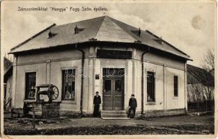 1943 Sárszentmiklós (Sárbogárd), Hangya fogyasztási szövetkezet épülete, üzlete és saját kiadása, kerekes kút (EK)