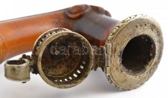 cca 1860 Faragott tajtékpipa antik ezüst (Ag.) tetővel és peremmel, jelzett, jó állapotban, h: 15 cm...