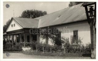33 db régi magyar és történelmi magyar városképes lap; vegyes minőség / 33 pre-1945 Hungarian and Hi...