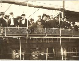 47 db főleg régi magyar és történelmi magyar városképes lap; vegyes minőség / 47 mainly pre-1945 Hun...