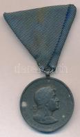1940. Erdélyi részek felszabadulásának emlékére cink emlékérem mellszalaggal. Szign.:BERÁN T:1-,2 Hungary 1940. Commemorative Medal for the Liberation of Transylvania zinc medal with original ribbon. Sign.:BERÁN L. C:AU,XF