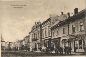 Máramarossziget, Mármarossziget, Sighetu Marmatiei; Fő tér, Kardos Ignác üzlete, Korona kávéház, Benkő Miklós könyvnyomdája és saját kiadása / main square, shops, café, publishing house (r)