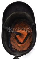 Bársony borítású lovagló kobak, belső méret: 21×15,5 cm