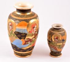 Kézzel festett, jelzett japán porcelán váza pár 21 cm, 31 cm