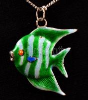 Ezüst (Ag.) nyaklánc, jelzett, zománcozott ezüst halacska medállal, bruttó: 7,7 g