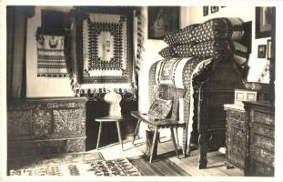 Torockó, Rimetea - 2 régi folklór fotó motívumlap: Torockói szoba belső, Torockói menyasszony, népvi...