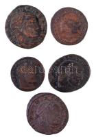 Római Birodalom 5db-os vegyes rézpénz tétel, közte Licinius, Maxentius, Maximinus T:2-,3 Roman Empire 5pcs of various copper coins, including Licinius, Maxentius, Maximinus C:VF,F