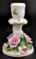 Herendi rózsás porcelán gyertyatartó, kézzel festett, jelzett, apró lepattanásokkal, m: 13 cm