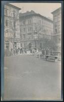 cca 1910 Bp., az Almássy tér Wesselényi utca felőli sarka, 1920-as évekbeli előhívás, hátulján feliratozva, 14,5×9 cm