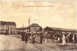 1907 Miskolc, Miskolczi lacikonyha a Búza téren, üzletek, villamos sínek. W. L. (?) 791. (fl)