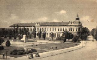 26 db MODERN magyar városképes lap az 1950-es évekből / 26 modern Hungarian town-view postcards from...