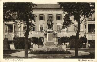 Balaton és környéke - 15 db régi képeslap vegyes minőségben / 15 pre-1945 postcards in mixed conditi...