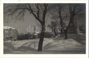 1944 Győr, látkép télen, templom. photo