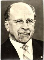 8 db MODERN motívumlap híres emberekkel / 8 modern motive postcards with famous people