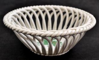 Herendi fonott tál. d:12 cm. Kézzel festett, jelzett, hibátlan