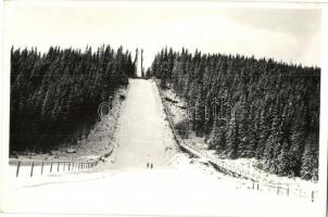 Tátra, Magas Tátra, Vysoké Tatry; Jarolímkov mostok na Strbskom Plese / Sprungschanze / síugrósánc a Csorba tónál, téli sport / winter sport, ski ramp, ski jumping