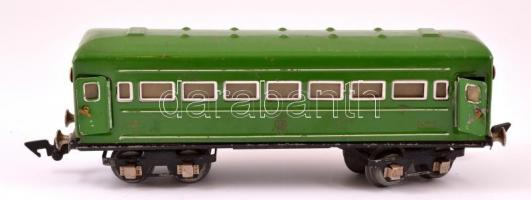 Retró szovjet vasútmodell tétel: vasútállomás (Pionerskaya), bakterház 7 db különféle vagon, zománco...