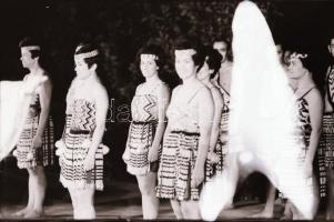 1970 Bp., Margit-sziget Maori tánc- és énekegyüttes előadása, valamint női atlétikai Európa-kupa dön...
