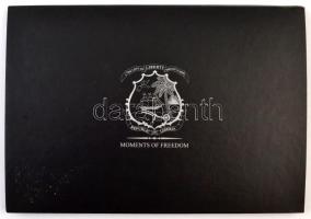 Éremtartó tálca "Republic of Liberia-Moments of freedom" érmék tárolására 24db férőhellyel...
