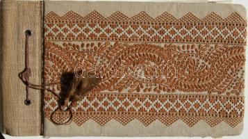 Dr. Zöld József: Somogyi népi motívumok érdekes egyedi összeállítás fafaragás, szövés, hímzés-mintákkal