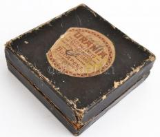 Uránia Szemléltető Taneszközök Gyára. 13 db üvegnegatív. (egy sérült) 8,5x8,2 cm Dobozban-