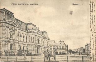 31 db háború előtti városképes lap a történelmi Magyarország területéről, jobbakkal