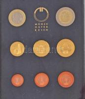 Ausztria 2009. 1c-2E (8xklf) forgalmi sor műanyag/műbőr dísztokban T:1 Austria 2009. 1 Cent - 2 Euro (8xdiff) coin set in plastic/faux leather case C:UNC