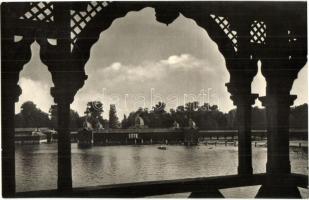 70 db régi és modern magyar városképes lap / 70 pre-1945 and modern Hungarian town-view postcards