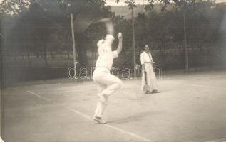 1914 Balatonalmádi, teniszezők a teniszpályán, sport. photo