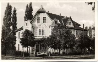 Kerepes Zsófia liget özv papnék otthona