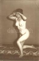Vintage erotic nude lady. photo (EK)