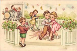 10 db régi és modern gyerek motívumlap / 10 pre-1945 and modern children motive cards