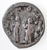 Római Birodalom / Róma / Traianus Decius 248-251. Ezüstözött Antoninianus (3,14g) T:3
Roman Empire ...