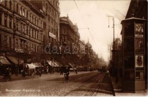 1929 Budapest VIII. Rákóczi út, villamos, kerékpáros, Bruck motorkerékpár, Grósz Miksa és Koós M. üzlete, hirdetőoszlop állatkerti és Franck reklámokkal