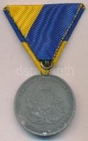 1941. "Délvidéki Emlékérem" cink emlékérem mellszalaggal. Szign.: BERÁN L. T:2
Hungary 19...