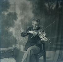 cca 1935 Ismeretlen szerző 100 db vintage negatívja, egy magyar szabadalommal védett negatívtartó al...