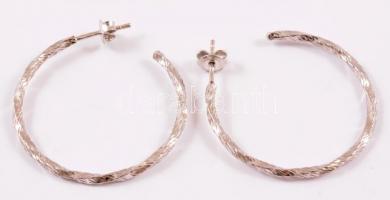 Ezüst(Ag) csavart karika fülbevalópár, jelzett, d: 3 cm, nettó: 2,5 g