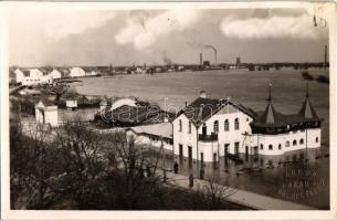 1932 Arad, Árvíz a Maros folyón / flood at Mures river. Sándor photo