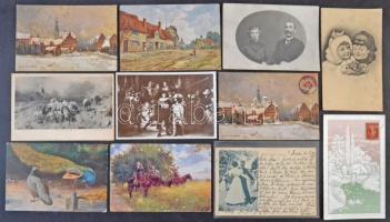 Egy doboznyi (kb. 800 db) RÉGI motívumlap, sok művészlap, üdvözlőlap, hölgyek, folklór, vallás / Cca...