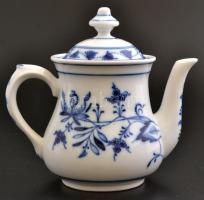 Német porcelán kék virágmintás kiöntő, jelzett, hibátlan, m: 15 cm