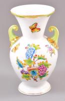 Herendi Viktória mintás váza. Kézzel festett, jelzett, aranyozás kissé kopott. 20 cm