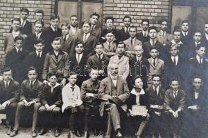 3 db nagyméretű tablókép: Zrínyi főgimnasium, Pázmány Péter Tudományegyetem fizika matematika szakos...