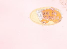 Csehszlovák virágmintás bonbonier, kopásnyomokkal, d: 11,5 cm