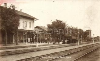 Rosiorii de Vede, Gara / Bahnhof / railway station with locomotive. Gavril Necsulescu (fl)
