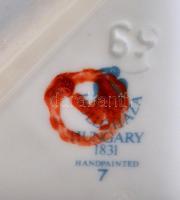 Hollóházi porcelán táncoslány, kézzel festett, jelzett, kis kopásnyomokkal, m: 30 cm