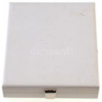 1978. "Labdarúgó VB Argentina" peremén jelzett, stadion formájú Ag plakett csavarozott műa...