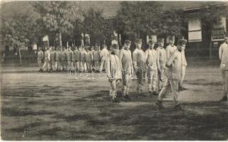 Alapképzés egy osztrák-magyar katonai táborban / Austro-Hungarian K.u.K. soldiers on basic military training in a camp