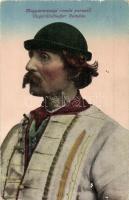 41 db főleg régi üdvözlőlap vegyesen, közte humor, ünnepek, művészlapok, folklór, hölgyek, stb. / 41...