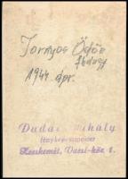 1944 Tornyos Ödön, a M. Királyi Honvédség repülős főhadnagya kitüntetésekkel, vitézi rend jelvénnyel...