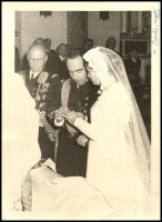 cca 1950-1960 Spanyol esküvő, fotó J. Franzón san fernandói (Cádiz) műterméből, feliratozva, hátulján pecséttel jelzett, 12,5×17,5 cm